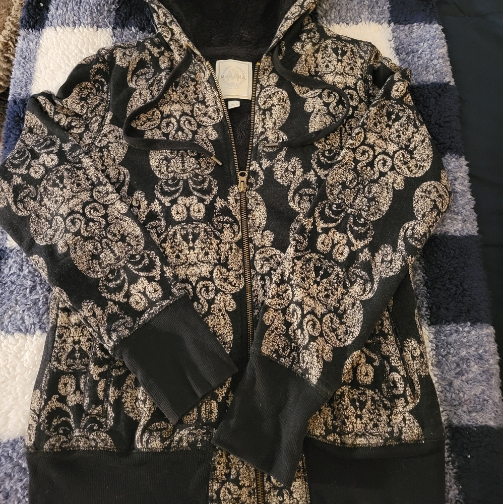 Zip up hoodie/jacket